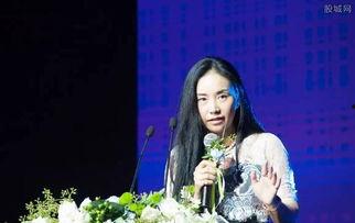 李亚倩 背景,从平凡女孩到璀璨明星的蜕变之路