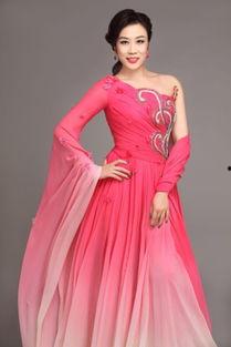 薛青照片,镜头下的魅力瞬间